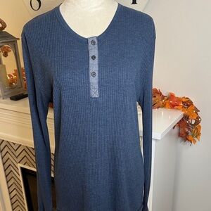 Kenneth Cole Navy Buttoned Long Sleeve Tee